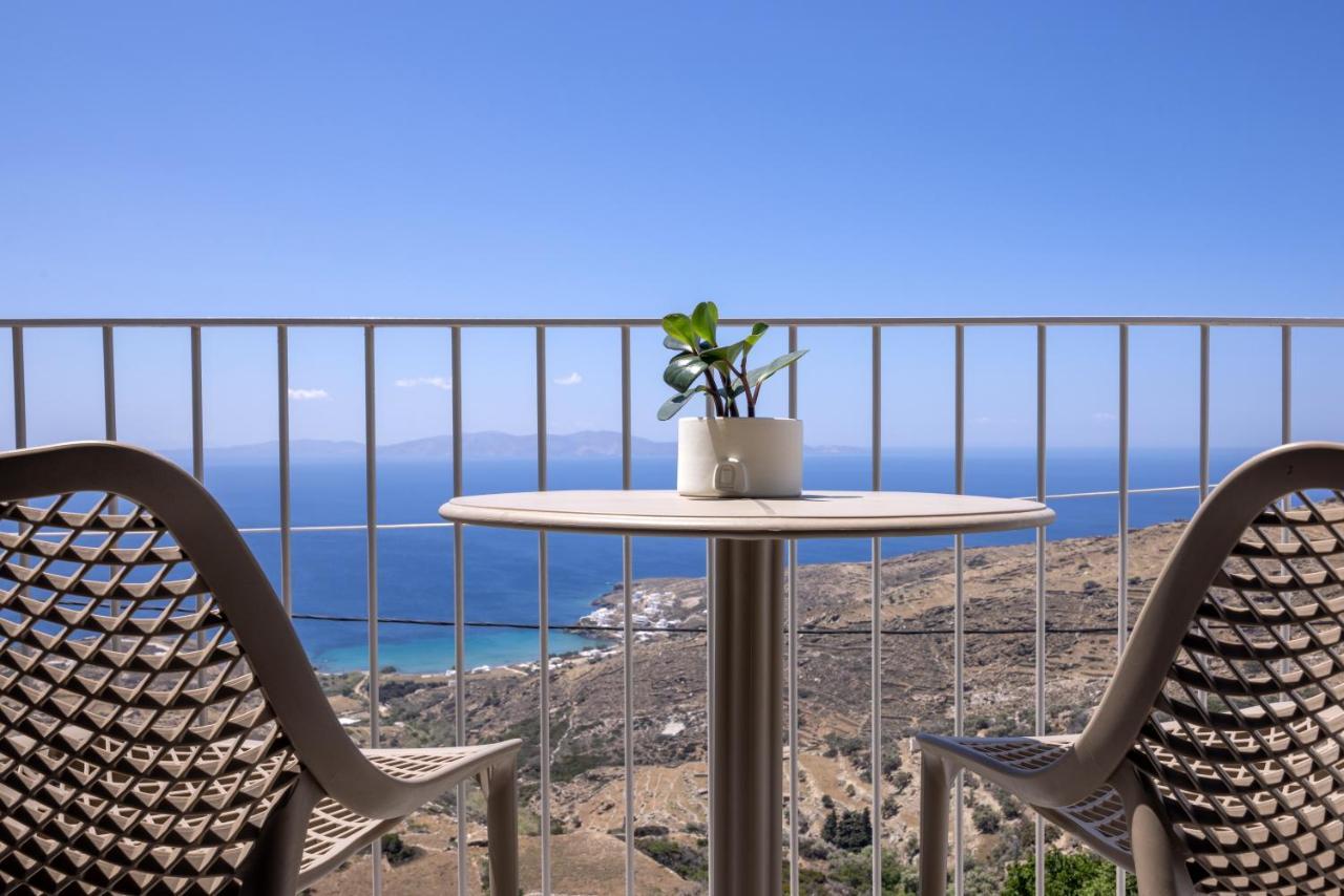 Living Theros Luxury Suites Kardhianí Kamer foto